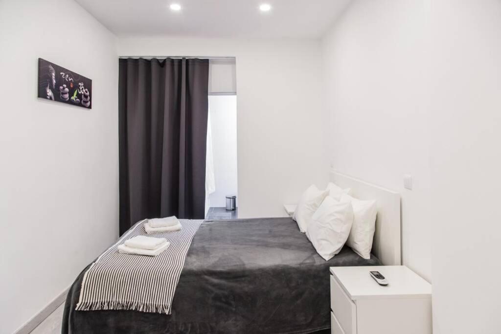 Remodeled Apartment In The City Center. Фару Экстерьер фото